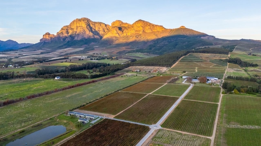 Commercial Property for Sale in Paarl Rural Western Cape